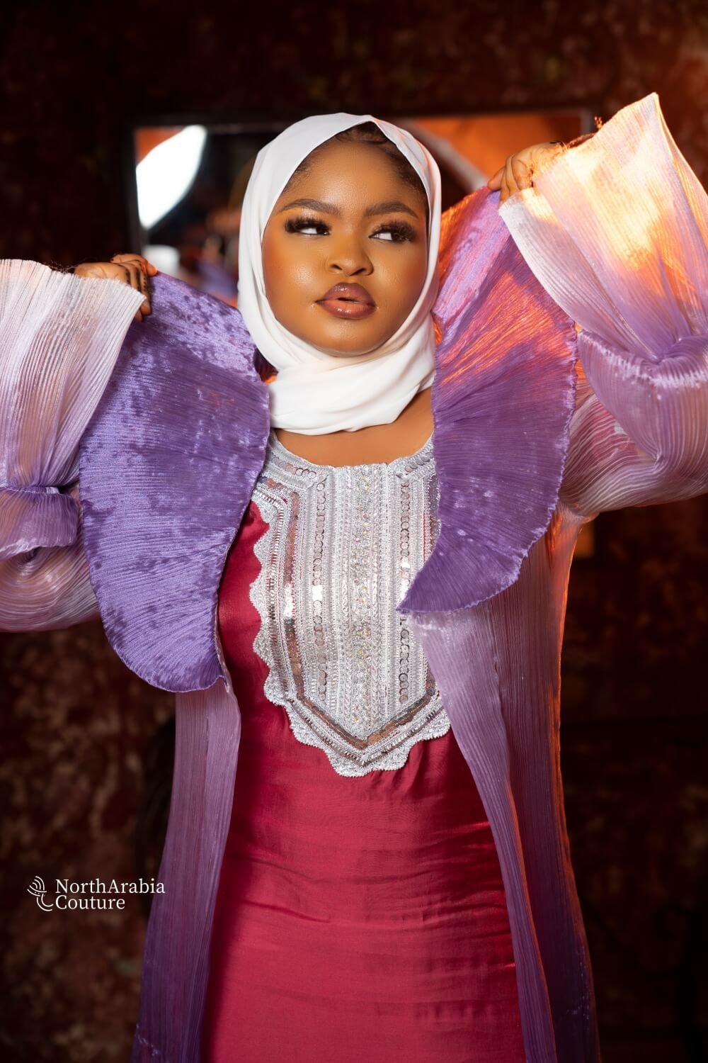 The Jumeirah Abaya Set - Image 4